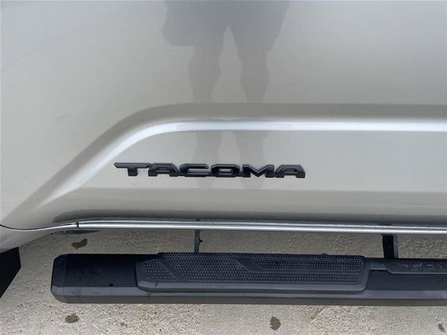 Used 2024 Toyota Tacoma TRD Off-Road AWD/4WD image 37