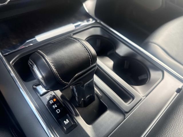 Certified 2022 Ford F150 Lariat w/ Equipment Group 502A High image 28