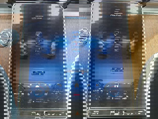 Used 2023 Mercedes-Benz C 300 Sedan image 21