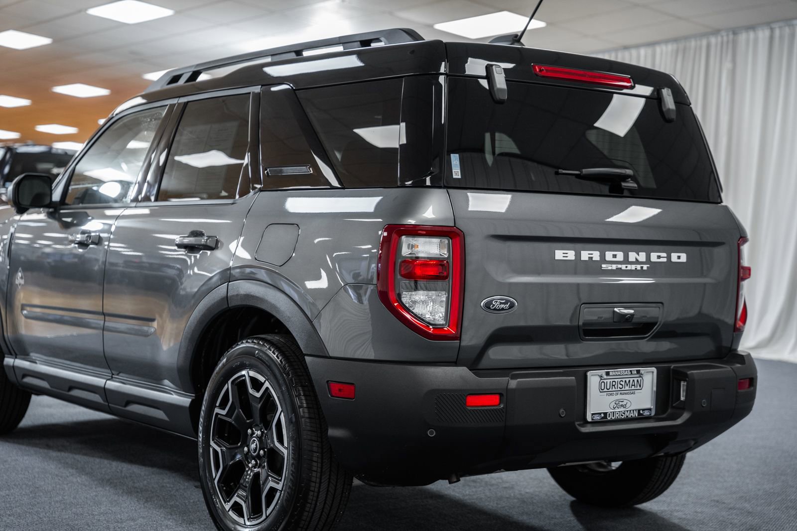 Certified 2025 Ford Bronco Sport Outer Banks w/ Outer Banks Tech Package+ image 6