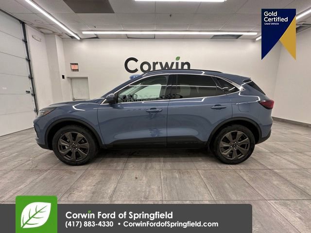 Certified 2025 Ford Escape Platinum image 5