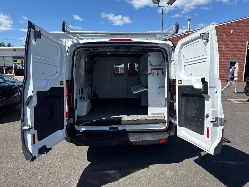 Certified 2018 Ford Transit 150 130 Low Roof RWD image 12