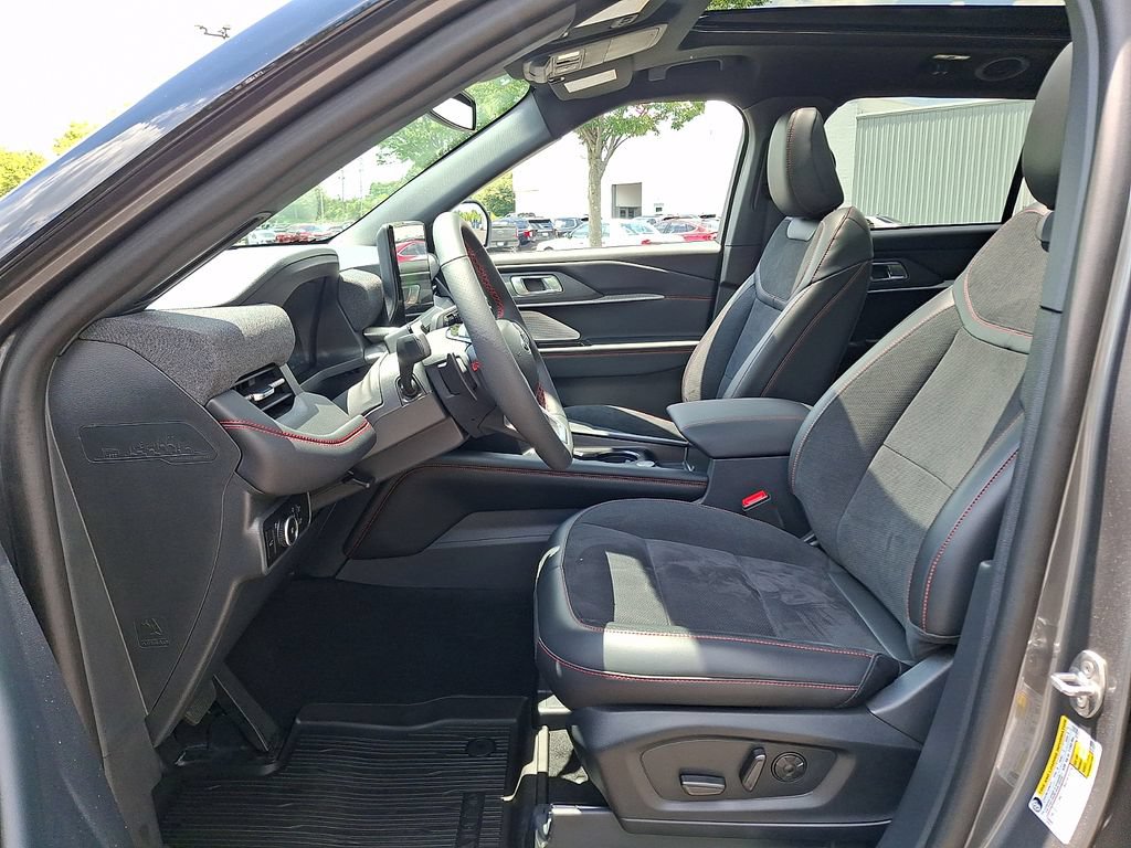 Certified 2026 Ford Explorer ST w/ Sun And Sound Package AWD/4WD image 15