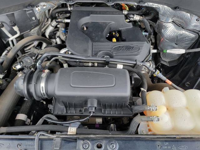 Certified 2020 Ford Explorer XLT w/ Equipment Group 202A AWD/4WD image 41