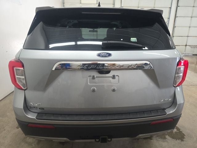 Certified 2023 Ford Explorer XLT w/ Equipment Group 202A AWD/4WD image 11