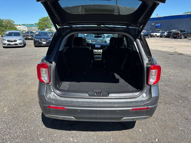 Certified 2022 Ford Explorer XLT w/ Equipment Group 202A AWD/4WD image 12