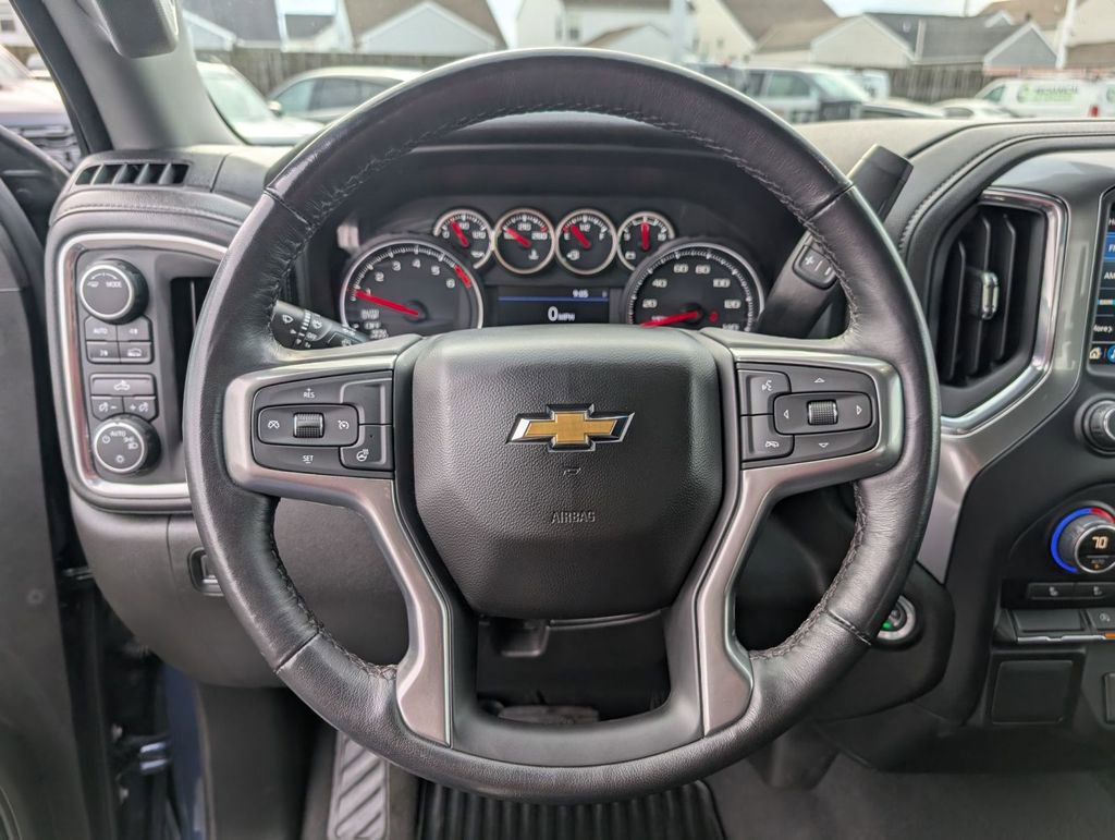 Used 2022 Chevrolet Silverado 1500 LT image 27