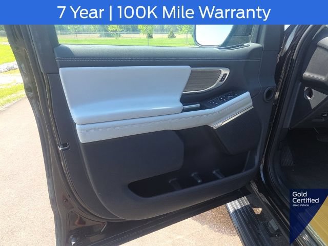 Certified 2025 Ford Expedition Max Platinum w/ Driver's Package AWD/4WD image 34