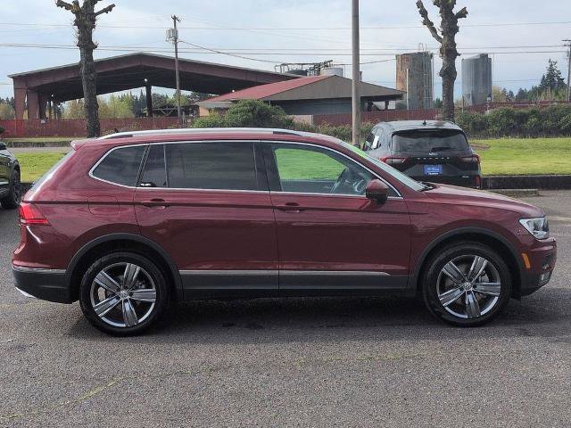 Used 2020 Volkswagen Tiguan SEL w/ 3rd Row Seat Package AWD/4WD image 6
