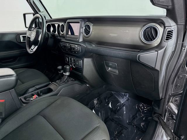 Used 2019 Jeep Wrangler Unlimited Sahara w/ LED Lighting Group image 27