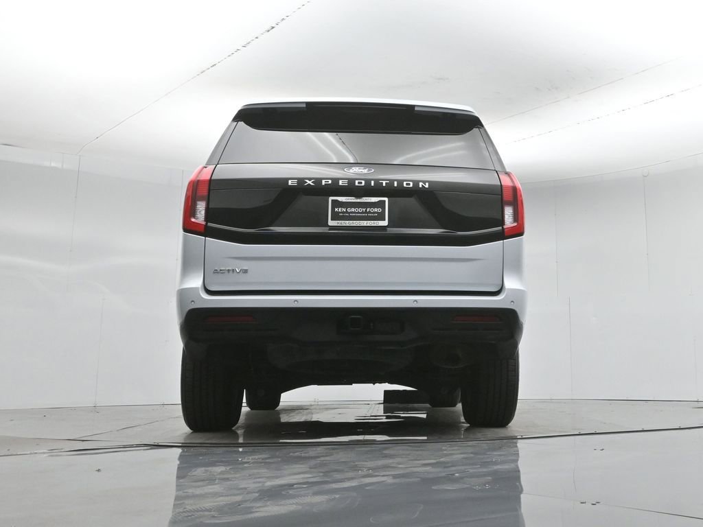 Certified 2025 Ford Expedition Active RWD image 54