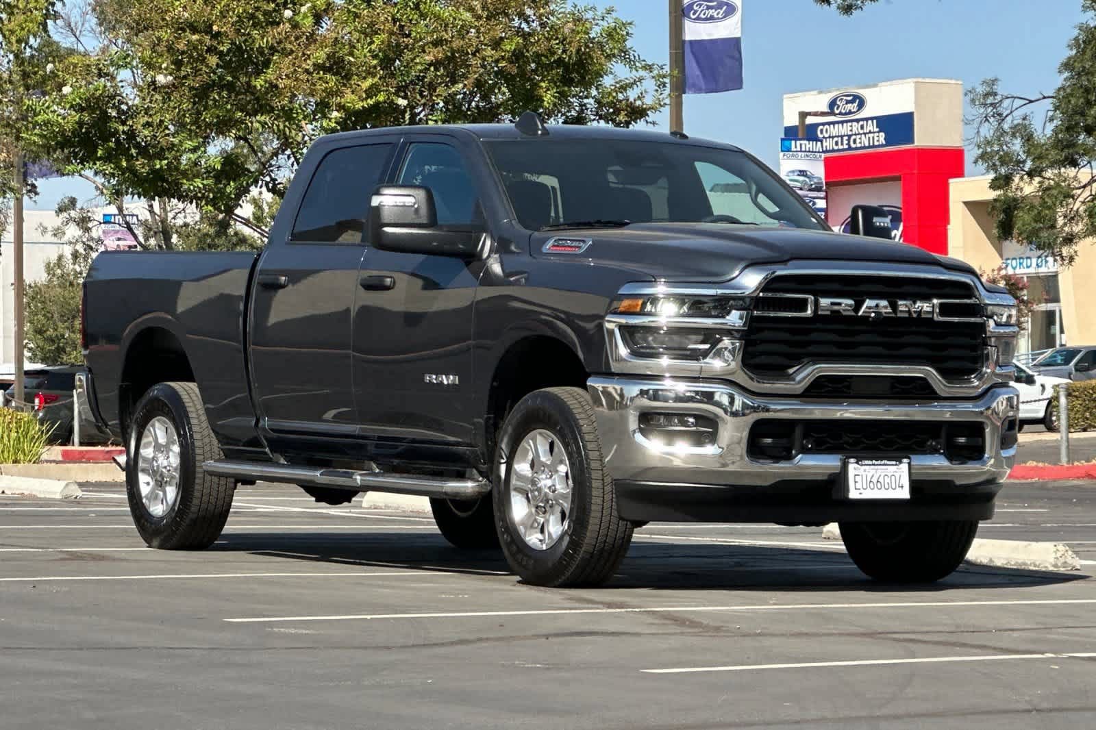 Used 2025 RAM 2500 Big Horn AWD/4WD image 10