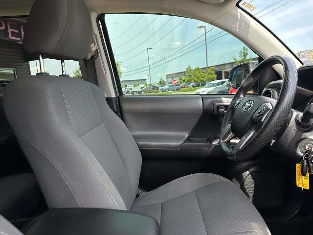 Used 2021 Toyota Tacoma SR5 RWD image 13