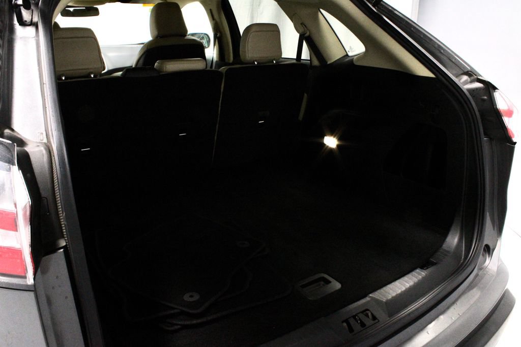 Certified 2023 Ford Edge SEL AWD/4WD image 13