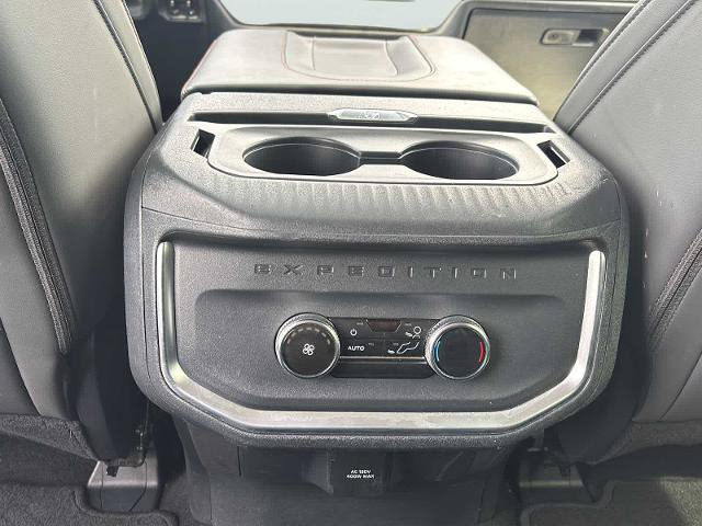 Certified 2025 Ford Expedition Active AWD/4WD image 24