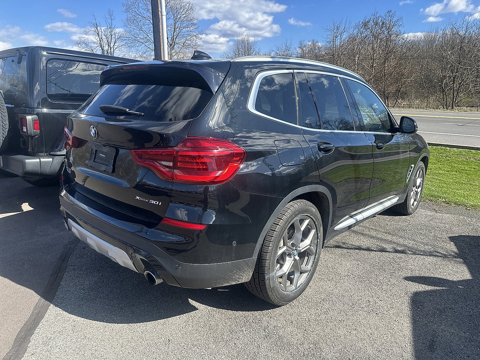 Used 2021 BMW X3 xDrive30i w/ Convenience Package image 2