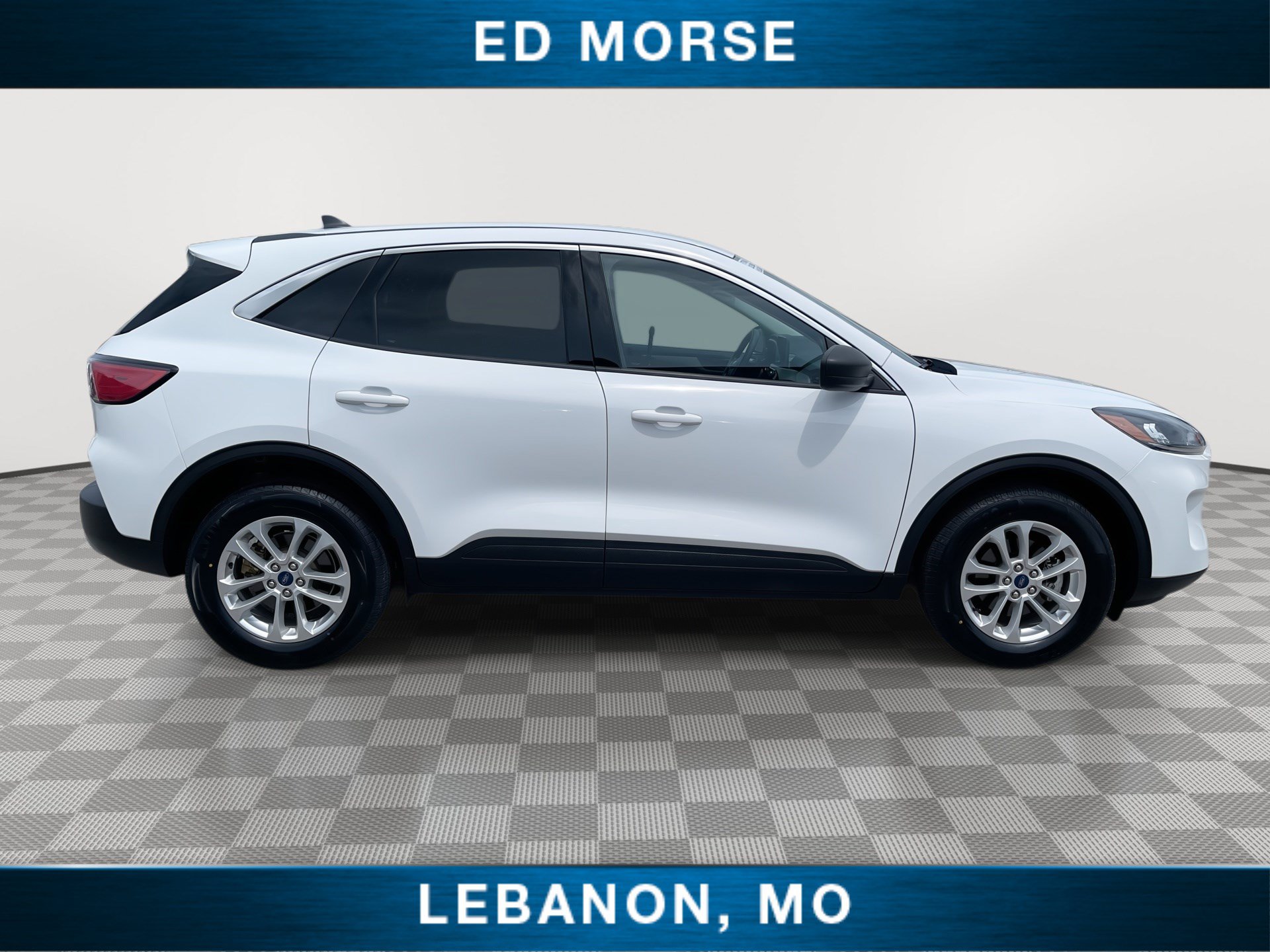 Certified 2022 Ford Escape SE w/ Cold Weather Package AWD/4WD image 9