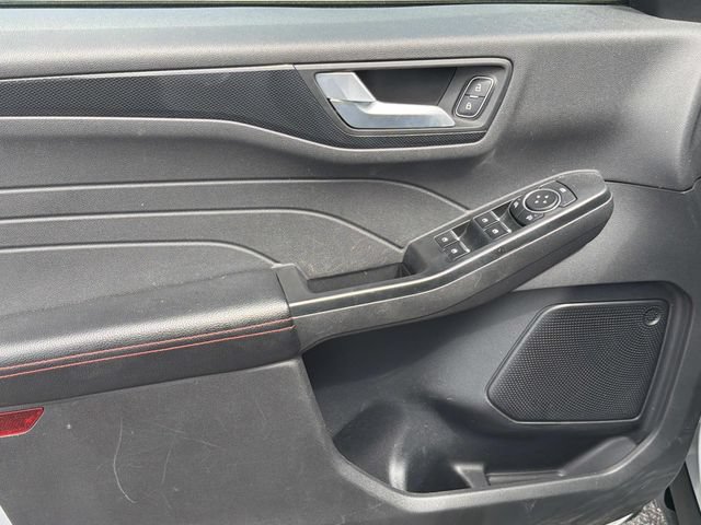 Certified 2025 Ford Escape ST-Line AWD/4WD image 16