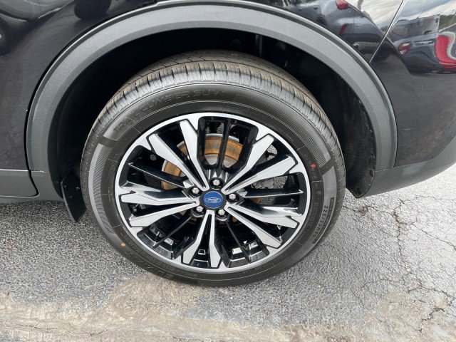 Certified 2022 Ford Escape SE w/ SE Sport Appearance Package AWD/4WD image 6