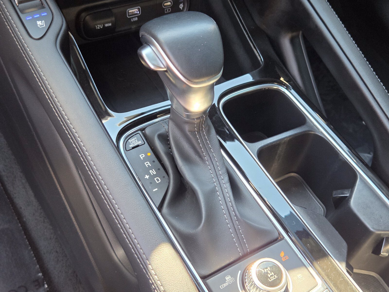 Used 2024 Kia Telluride SX Prestige X-Pro AWD/4WD image 24