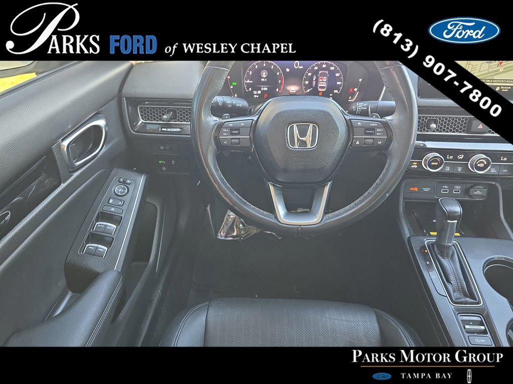 Used 2022 Honda Civic Touring image 11