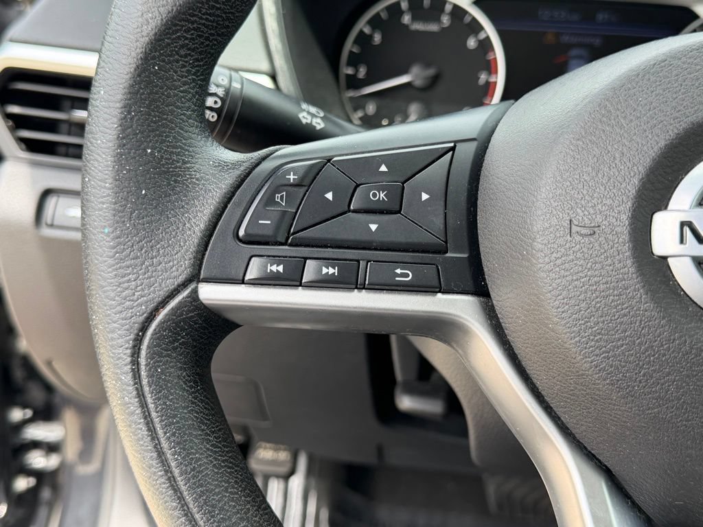 Used 2022 Nissan Altima 2.5 SV FWD image 23