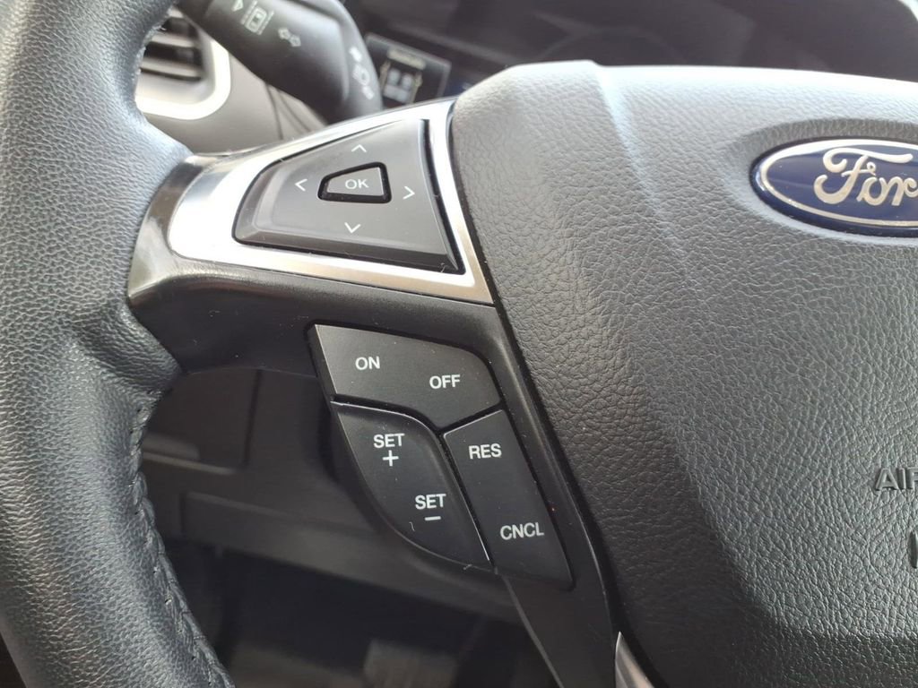 Certified 2024 Ford Edge SEL w/ Convenience Package AWD/4WD image 16