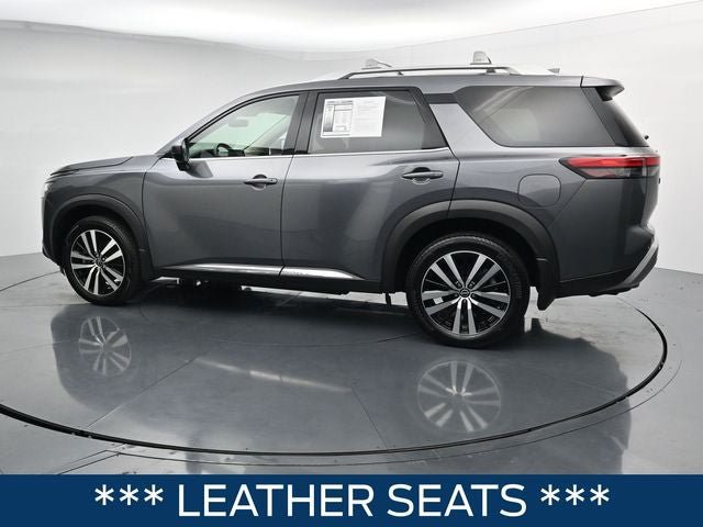 Used 2025 Nissan Pathfinder Platinum w/ Cargo Package AWD/4WD image 7