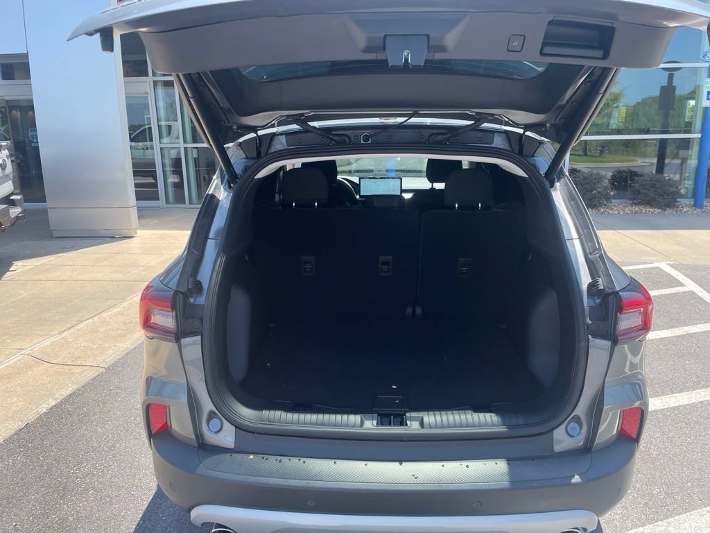 Certified 2025 Ford Escape Active w/ Tech Pack #1 FWD image 11