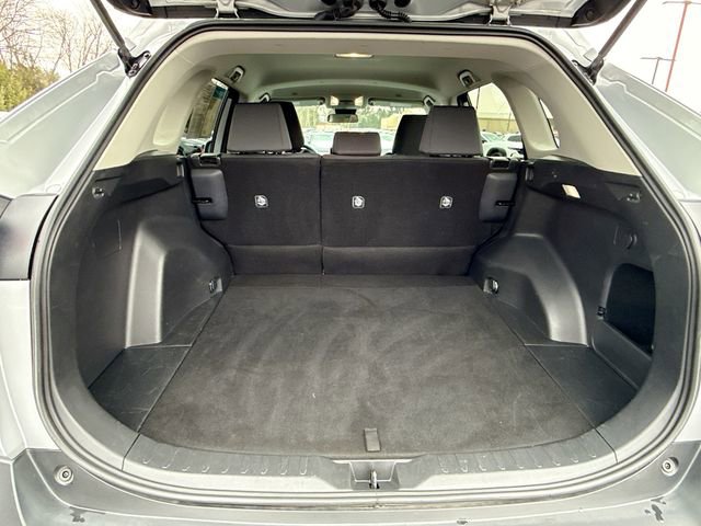 Used 2025 Toyota RAV4 XLE image 30