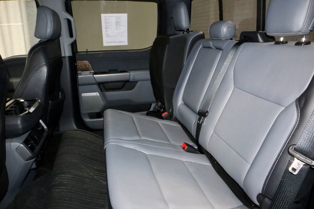 Certified 2021 Ford F150 Lariat w/ Equipment Group 502A High image 24