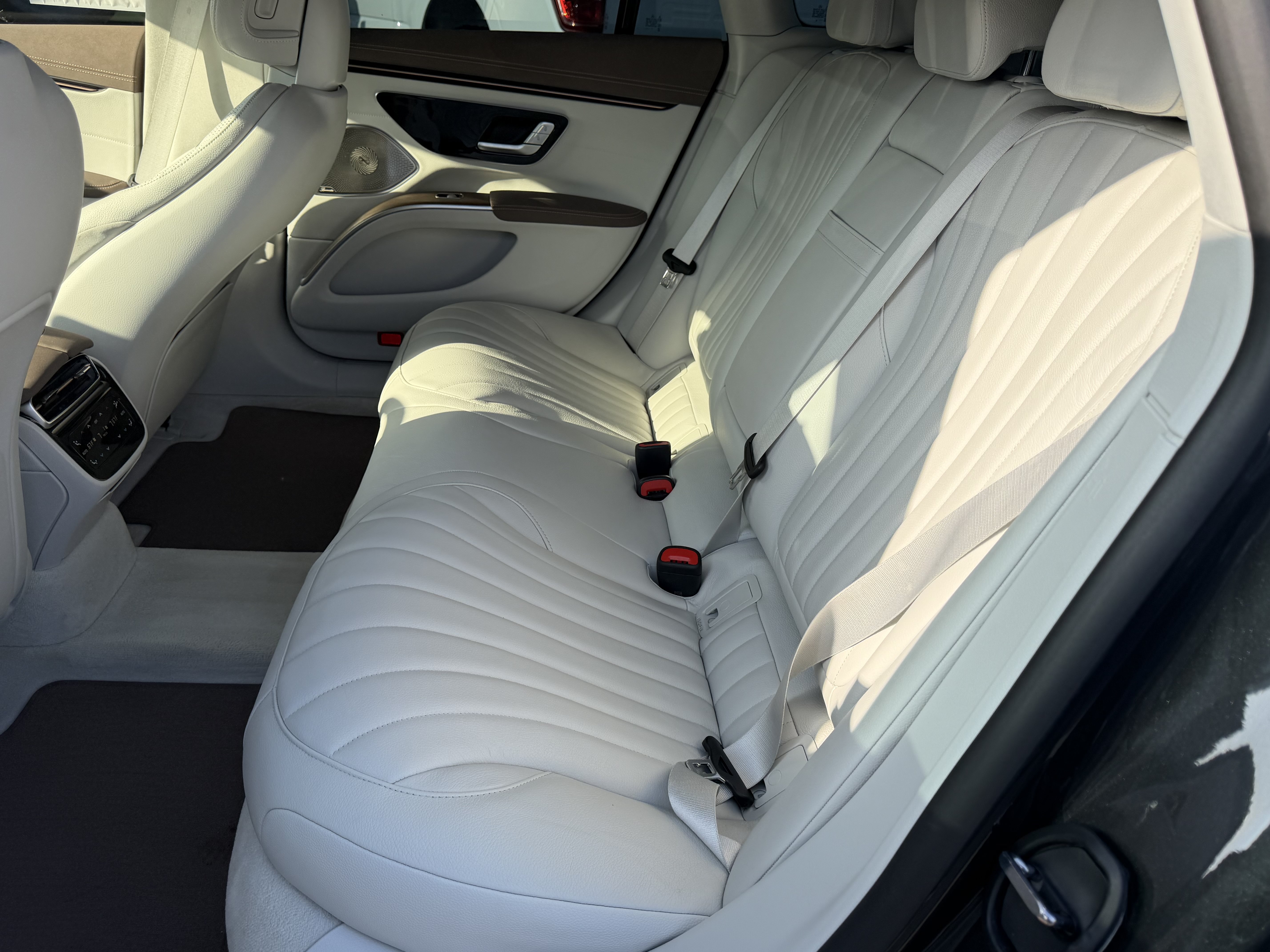 Used 2022 Mercedes-Benz EQS 450+ Sedan image 21