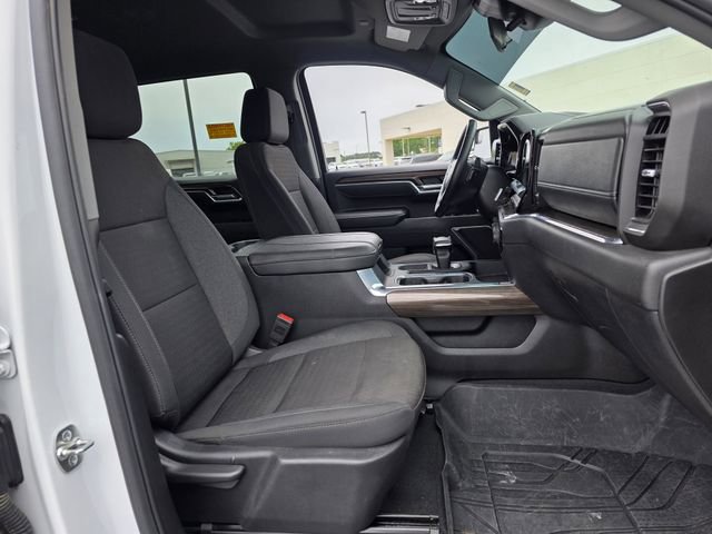 Used 2025 Chevrolet Silverado 1500 LT w/ Z71 Off-Road Package AWD/4WD image 26