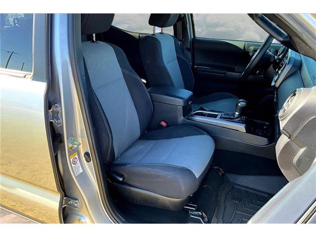 Used 2020 Toyota Tacoma TRD Off-Road RWD image 32