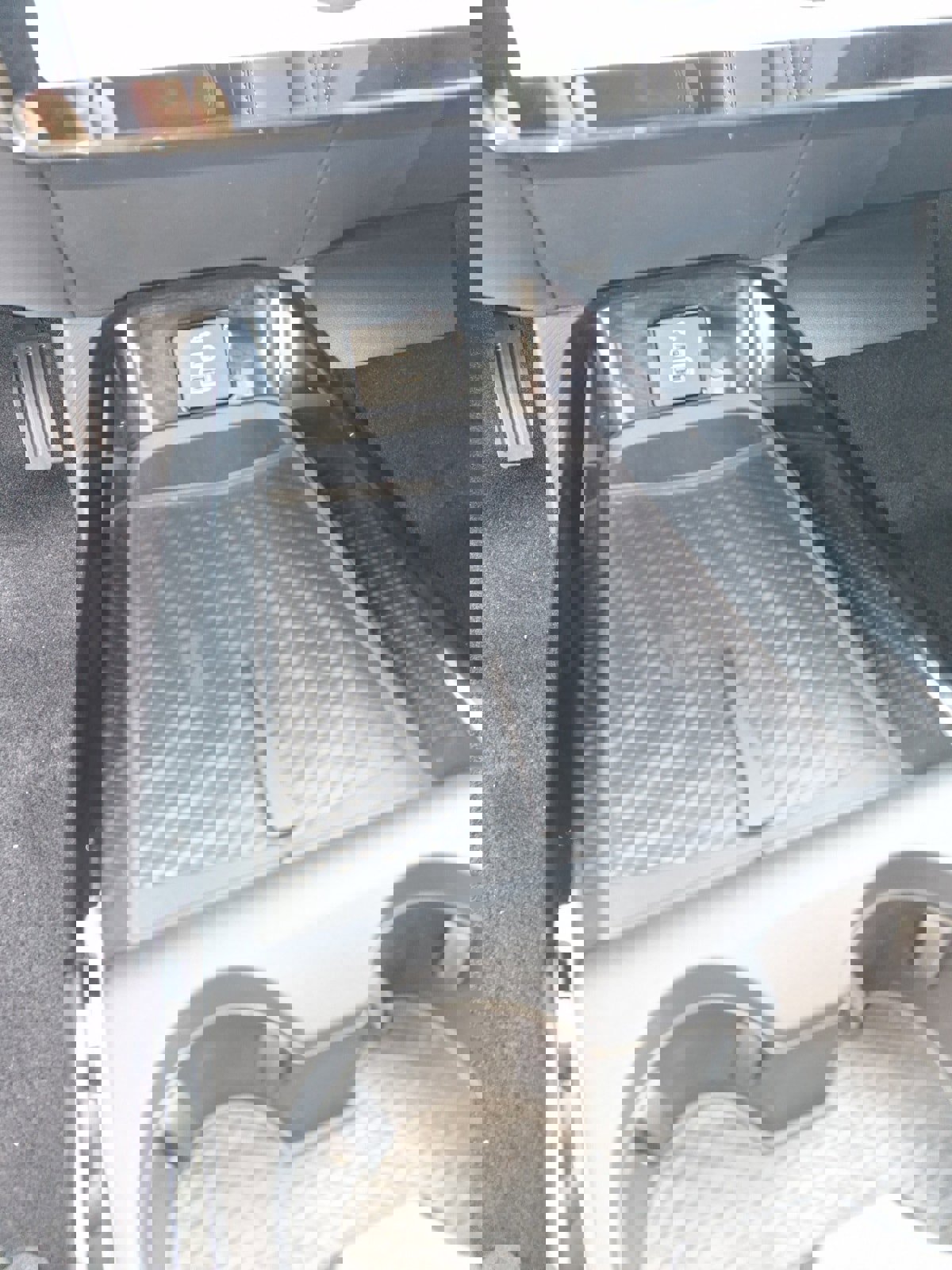 Certified 2025 Ford Mustang Mach-E Select image 13