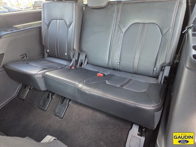 Certified 2023 Ford Expedition Platinum AWD/4WD image 12
