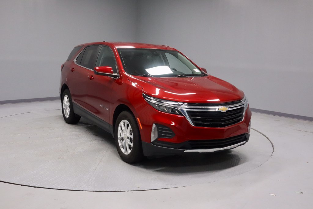 Used 2024 Chevrolet Equinox LT w/ LPO, Floor Liner Package