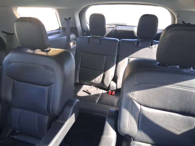 Certified 2023 Ford Explorer XLT w/ Equipment Group 202A AWD/4WD image 16