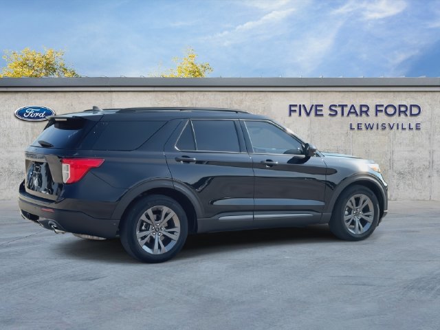 Certified 2023 Ford Explorer XLT w/ Equipment Group 202A RWD image 8