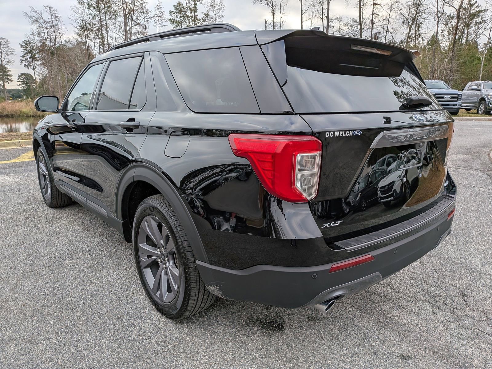 Certified 2023 Ford Explorer XLT w/ Equipment Group 202A image 6