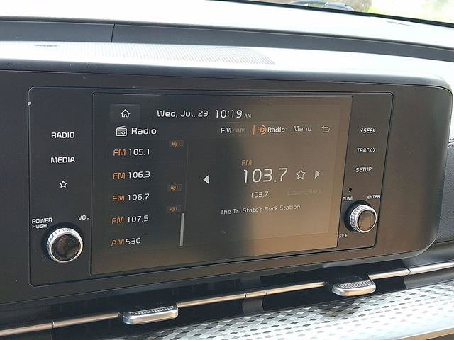 Used 2024 Kia Carnival LX FWD image 14