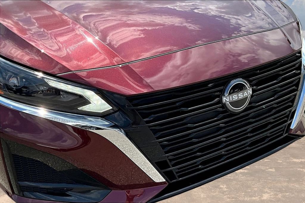 Used 2025 Nissan Altima 2.5 SV FWD image 33