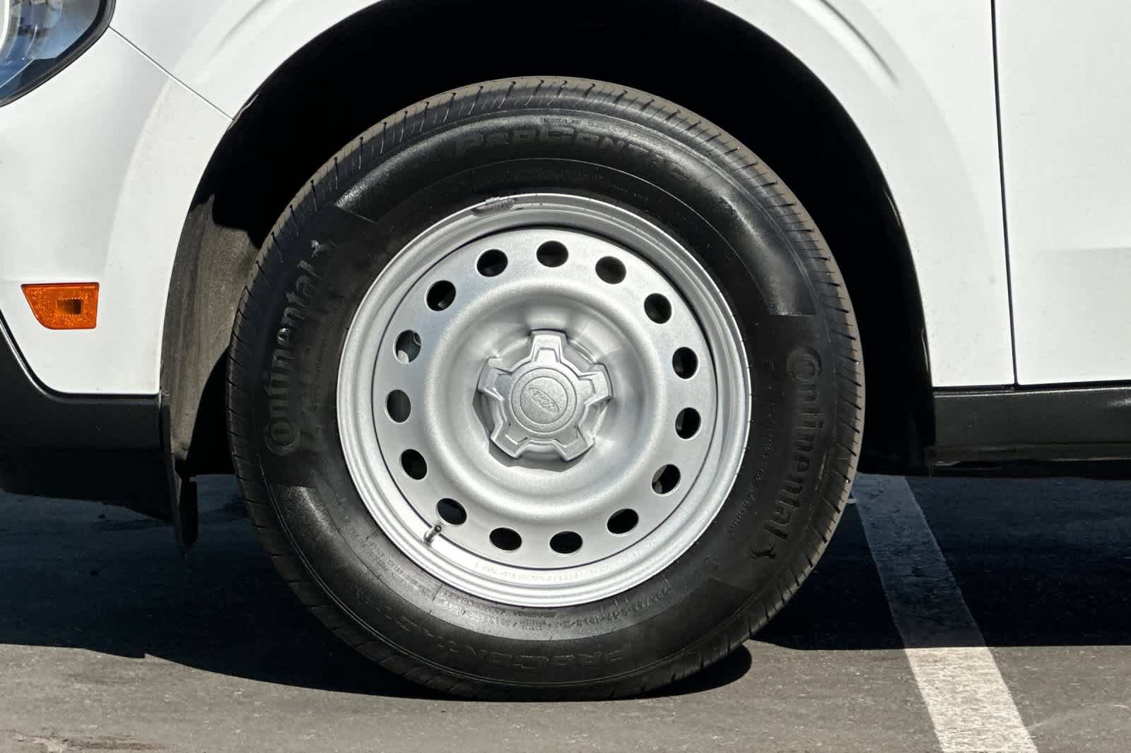 Certified 2025 Ford Maverick XL FWD image 25