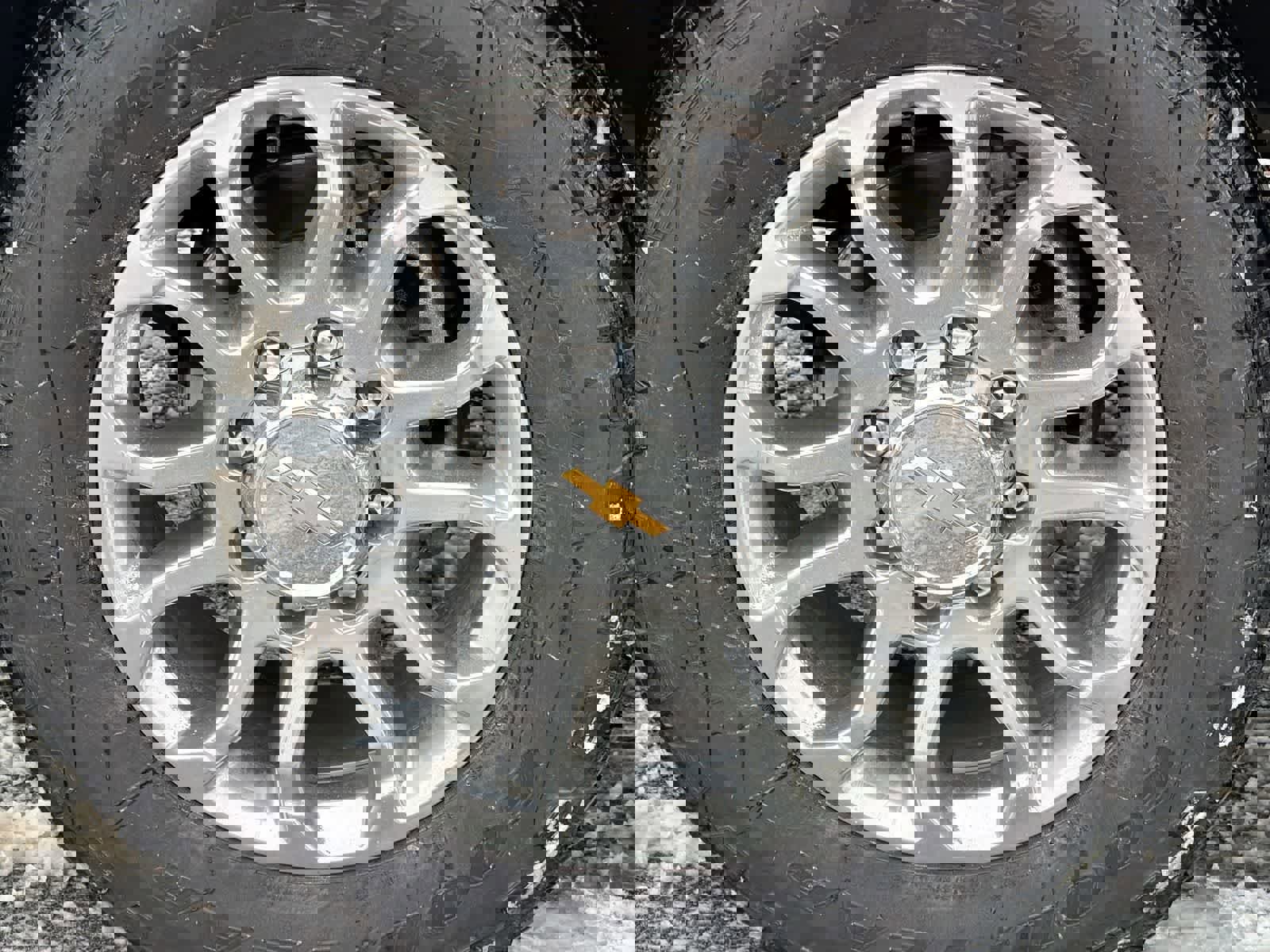 Used 2024 Chevrolet Silverado 2500 LTZ w/ LTZ Plus Package image 14