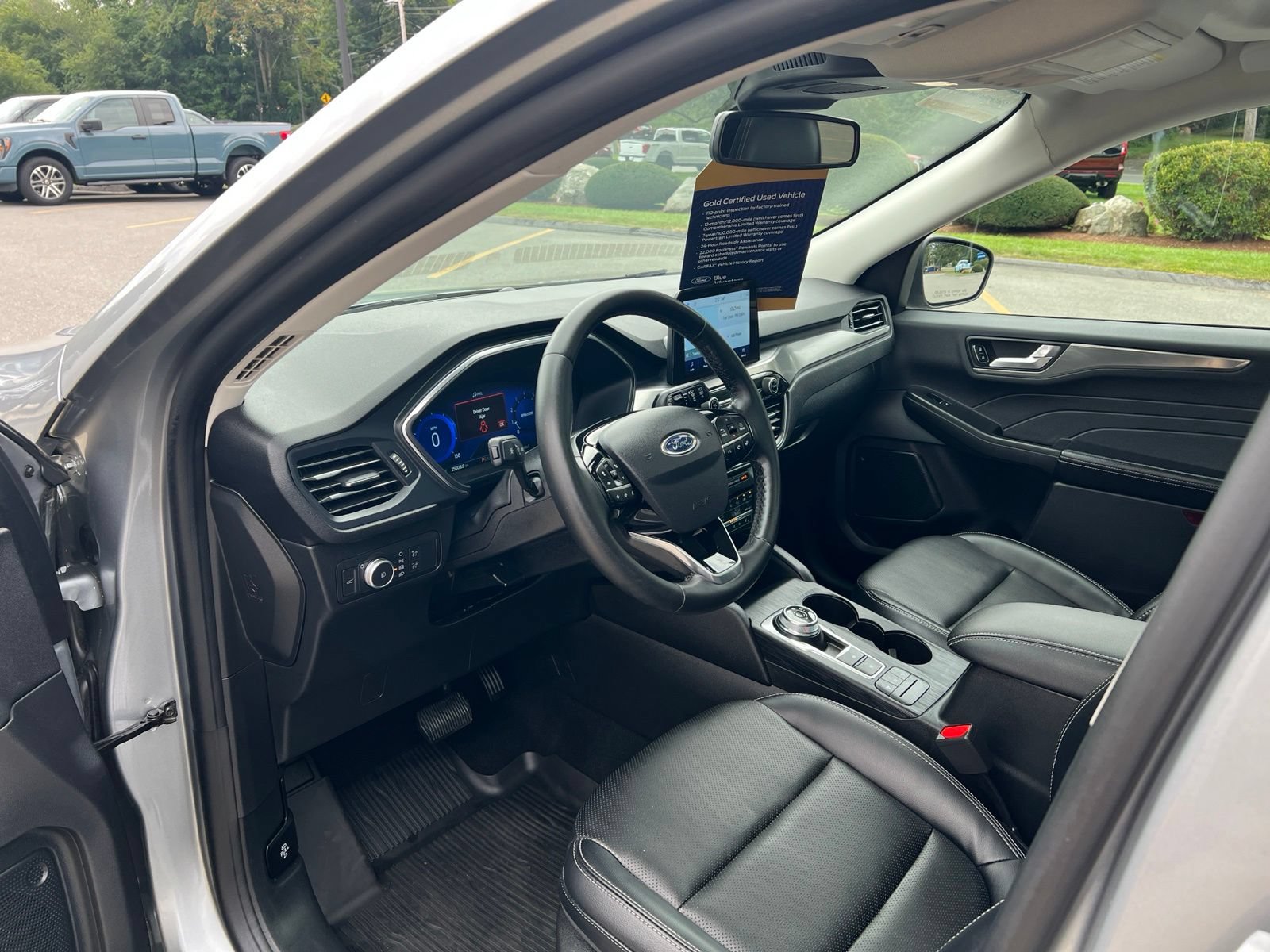 Certified 2022 Ford Escape Titanium w/ Class II Trailer Tow Package AWD/4WD image 20