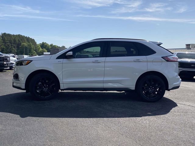 Certified 2022 Ford Edge ST-Line AWD/4WD image 7