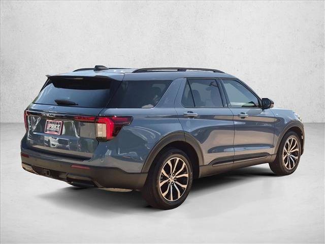 Certified 2026 Ford Explorer ST-Line RWD image 5