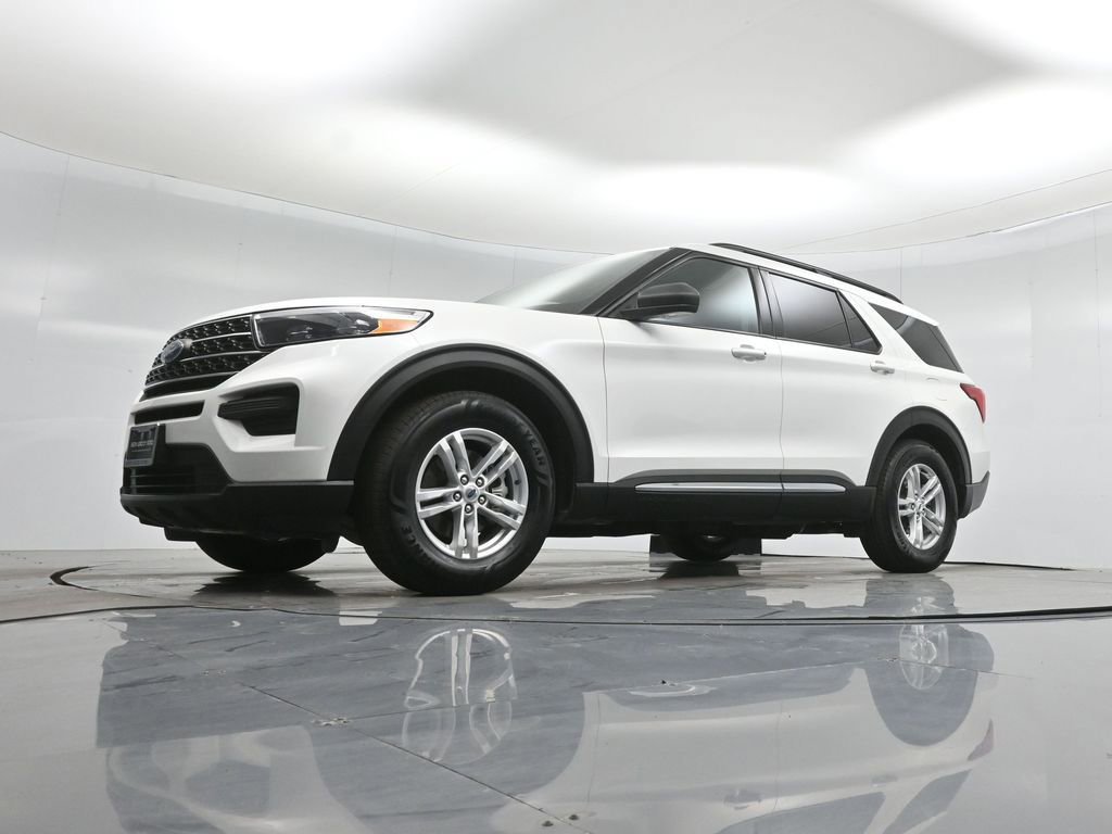 Certified 2022 Ford Explorer XLT image 26