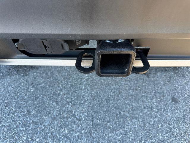 Certified 2022 Ford Explorer Limited w/ Equipment Group 301A image 16