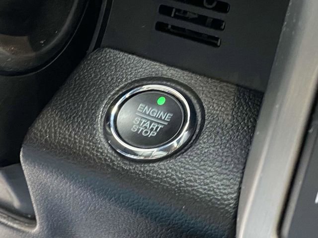 Certified 2021 Ford F250 Platinum w/ FX4 Off-Road Package image 31